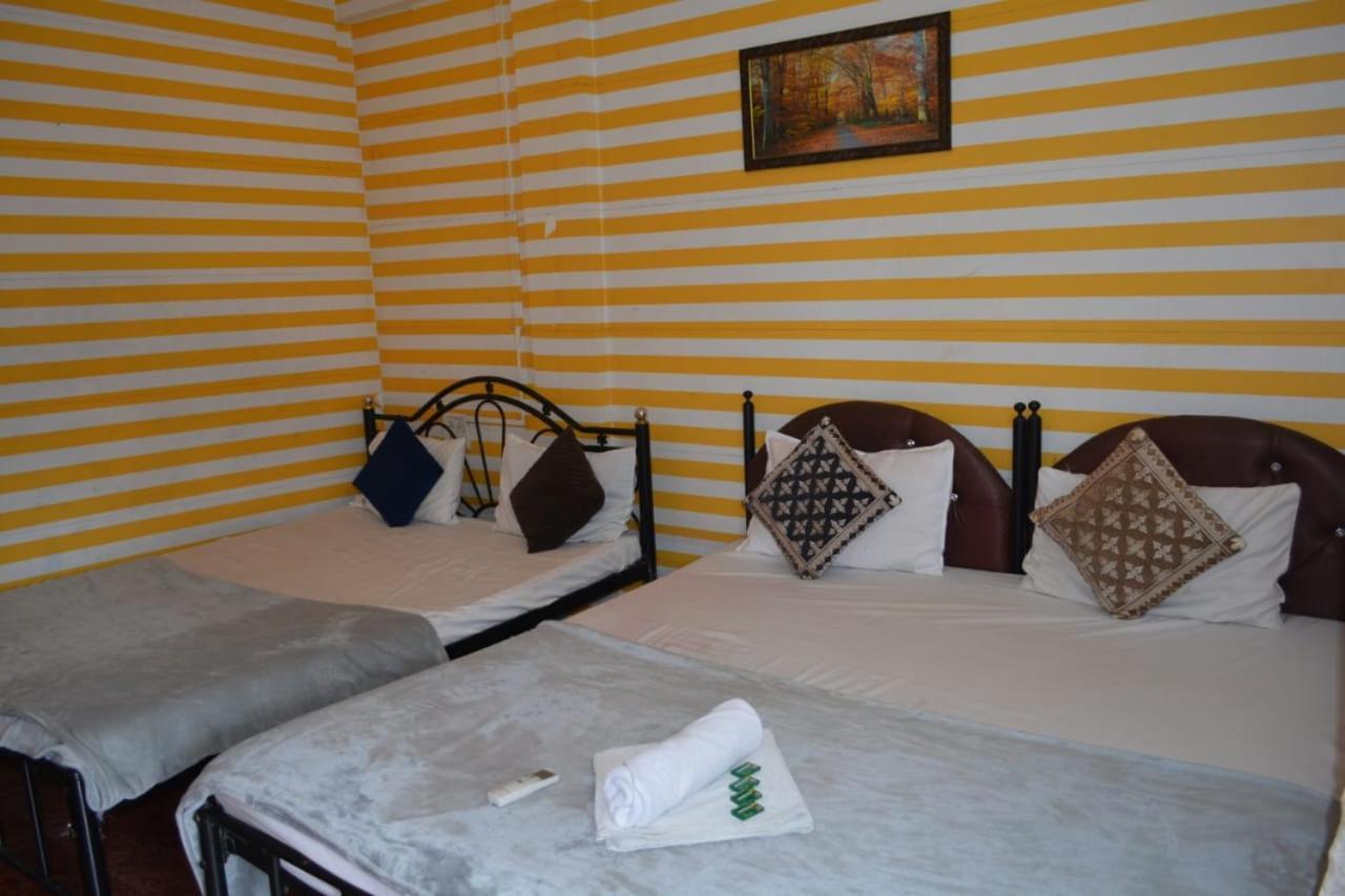 Esther Guest House Calangute Ruang foto